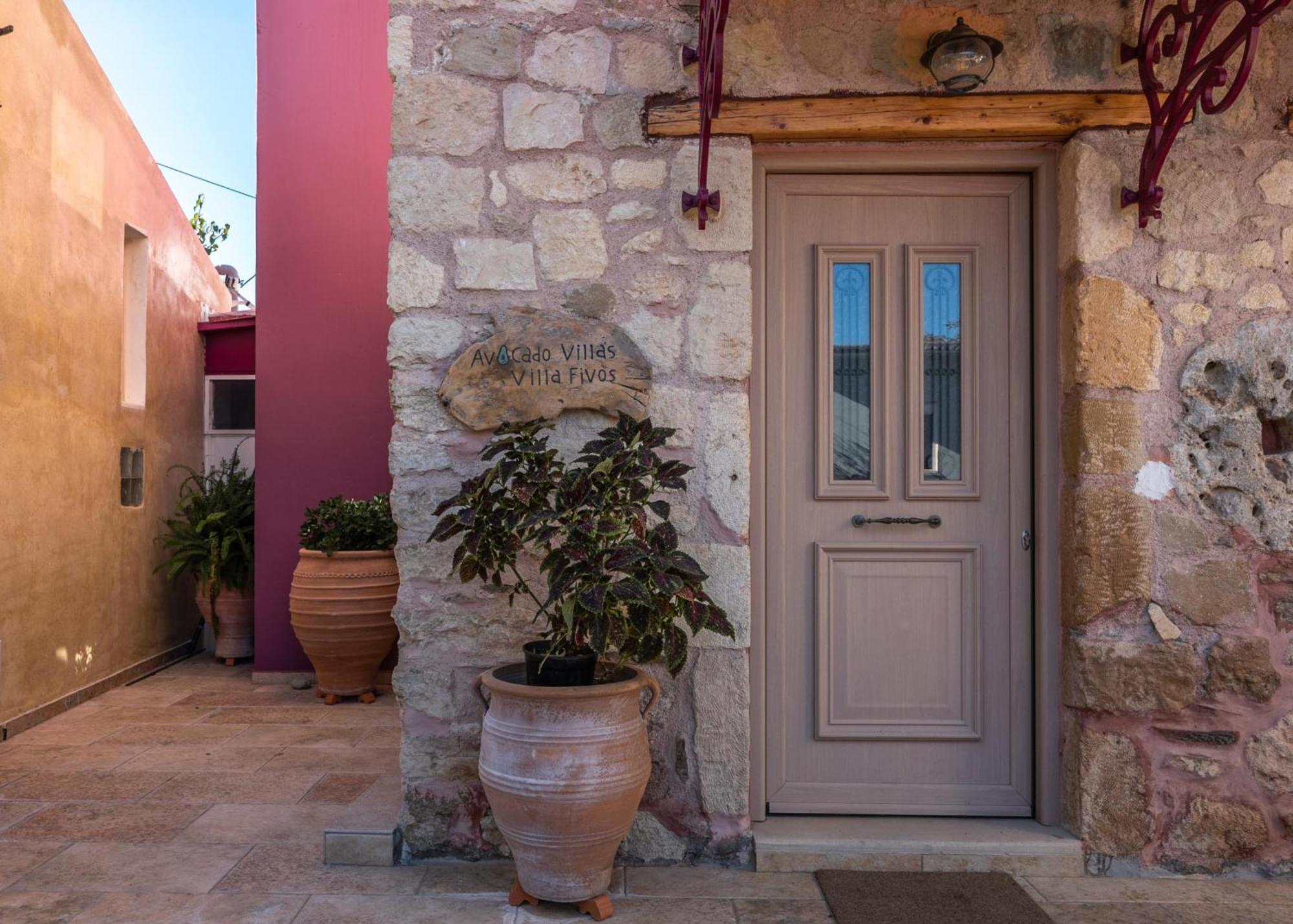 Villa Avocado